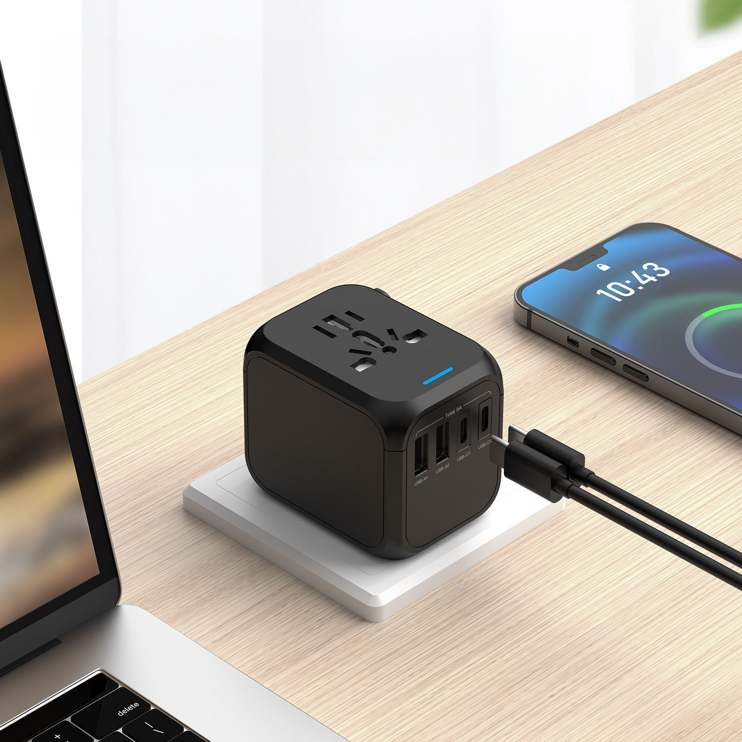 Travel Adapter (2 USB-C & 2USB-A ports)